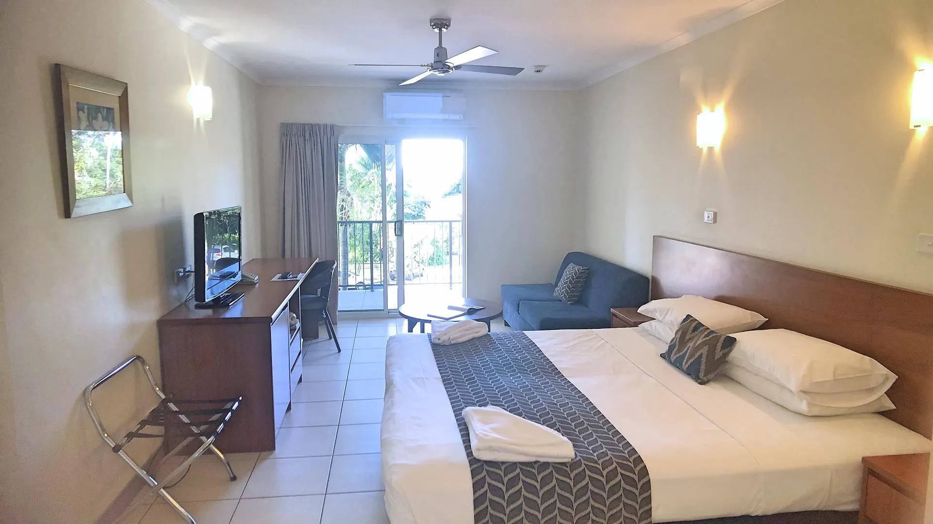 Aparthotel Cairns Queenslander Hotel & Apartments